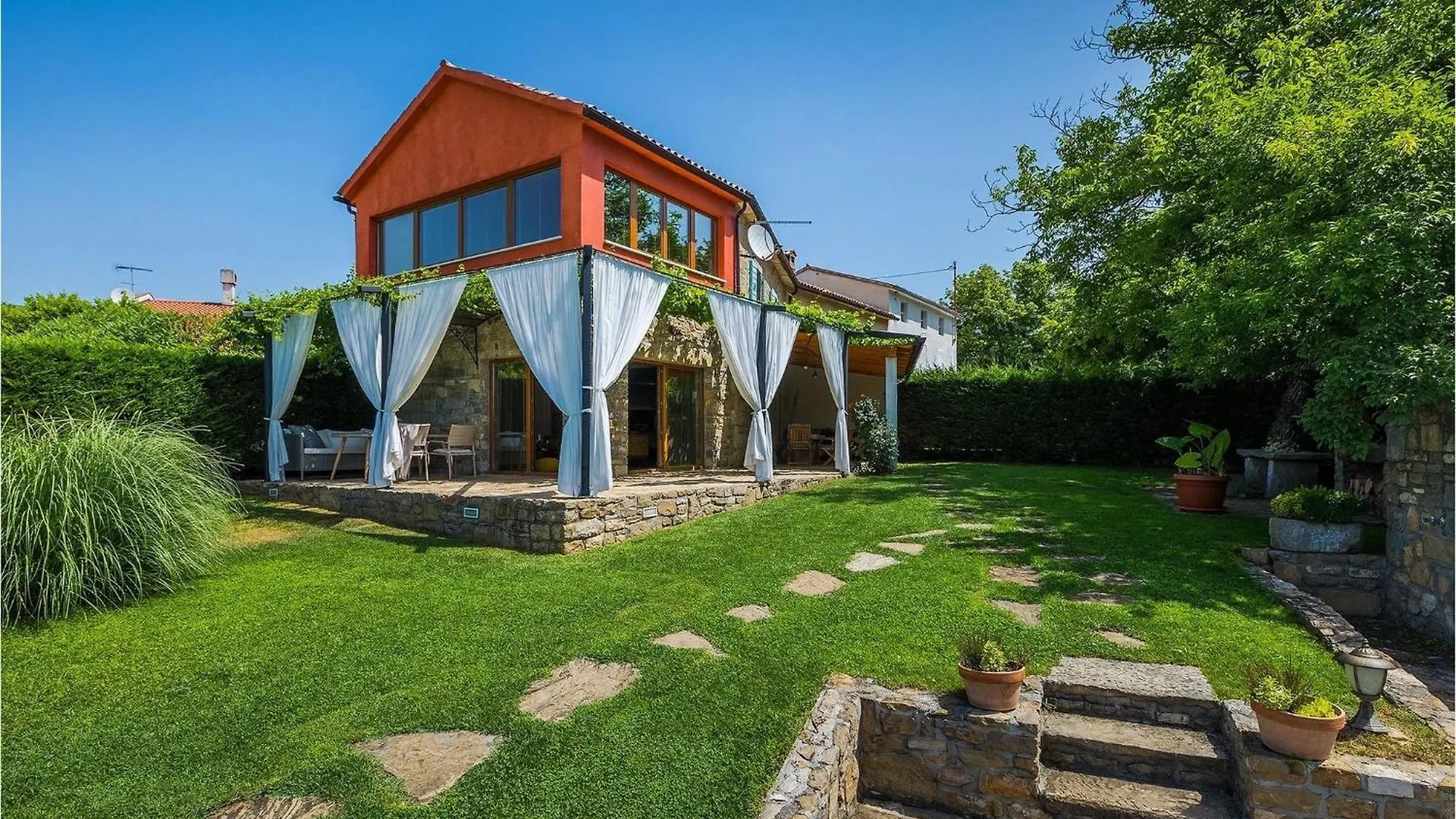Villa Romano Buzet Semesterbostad
