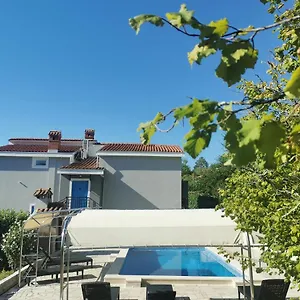 Holiday Mandalena Buzet