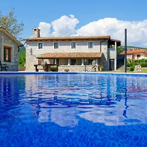 Holiday Eda Buzet